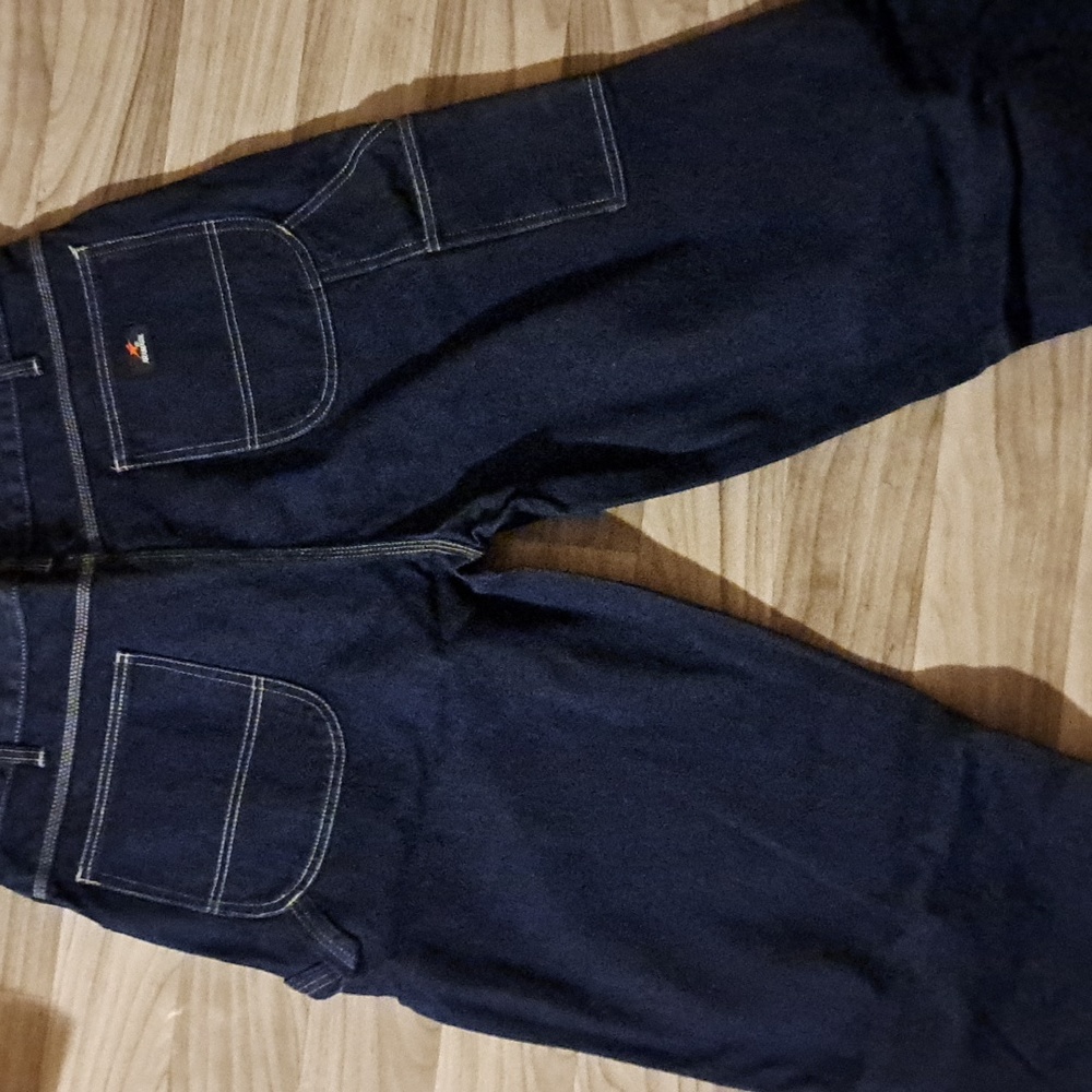 Jeans ๐ - Picture 3 of 3